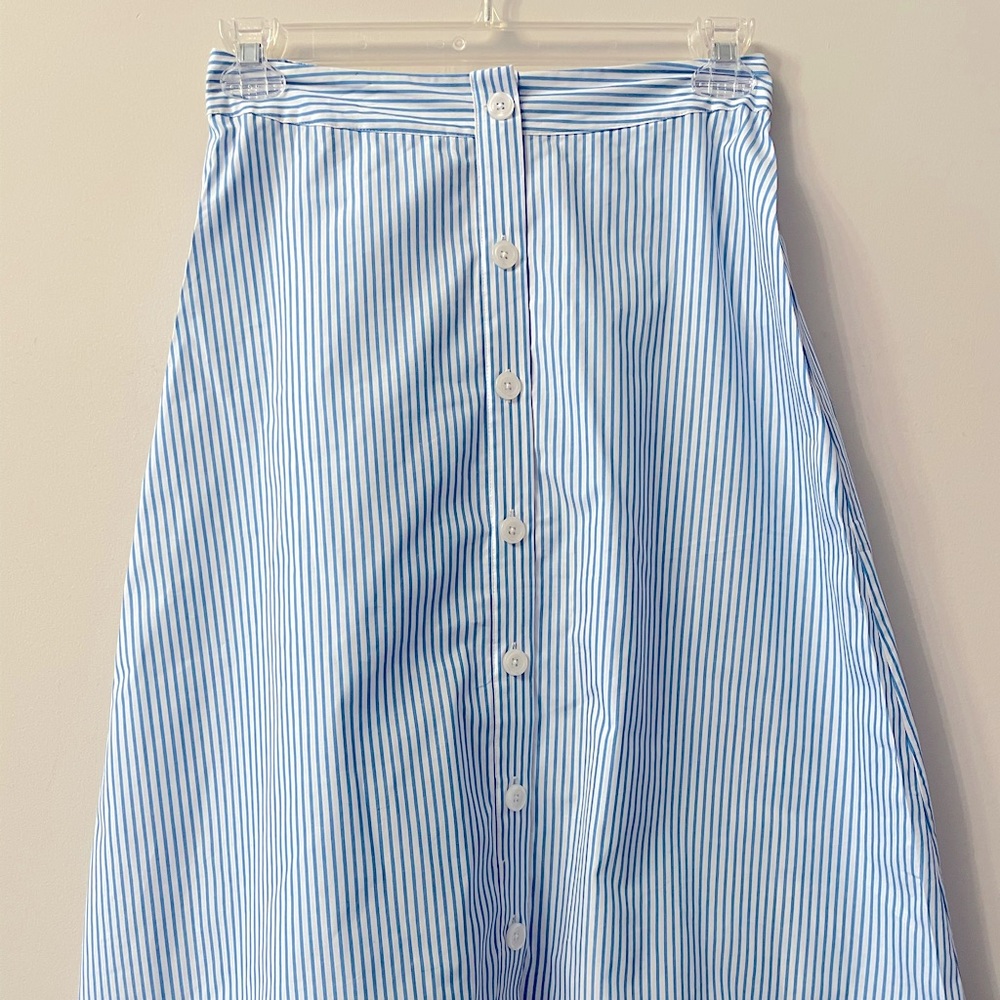 A New Day cotton skirt.